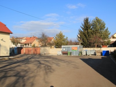 Sb�rn� dv�r po �prav�ch