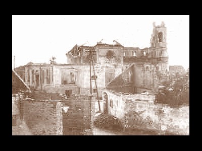 Kostel V�ech svat�ch. Pohled na m�sta nejt잚�ch boj� 18.-24.4.1945. Na v�i kostela V�ech svat�ch byla v pr�b�hu boj� pozorovatelna n�meck�ho vojska.